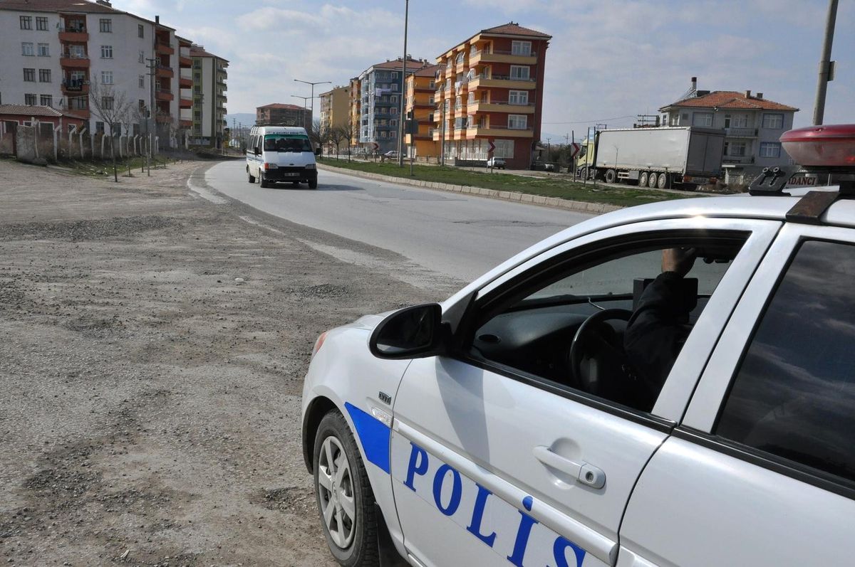 Yerköy Emniyetten Hız Sınırını Aşan Sürücülere Radarlı Önlem