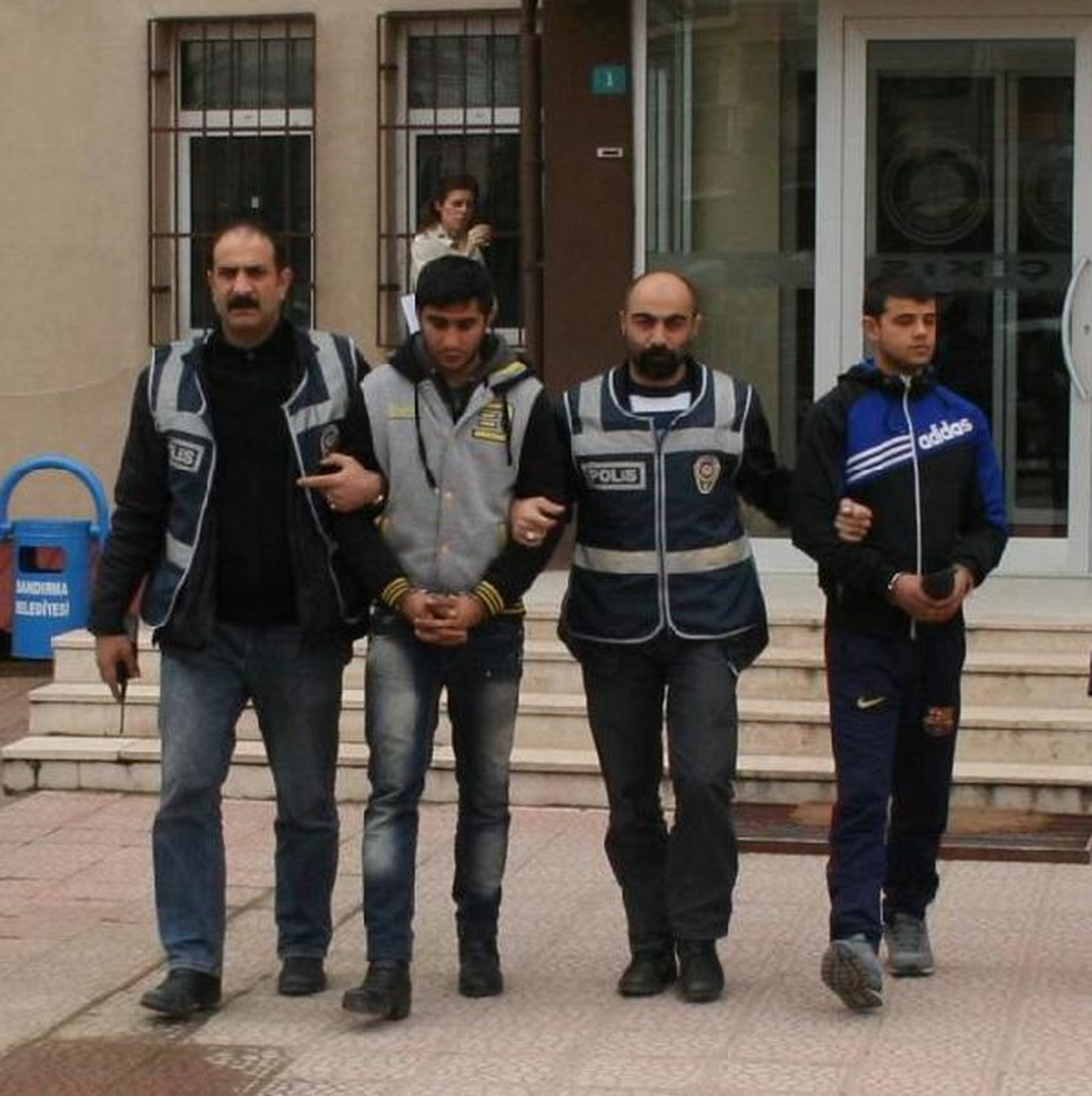 1 Liralık Gaspta 2 Tutuklama