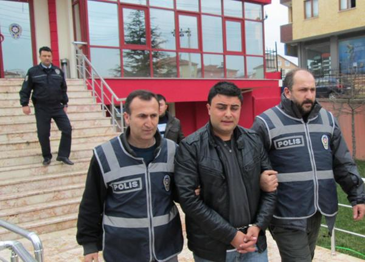 Amca Katili, Hastaneye Giderken Yakalandı