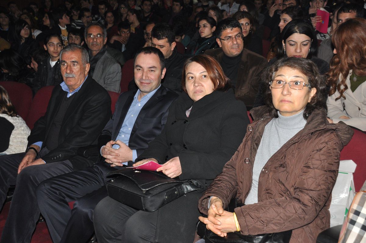 Batman Belediyesi Şehir Tiyatrosu'nun Yeni Oyunu Çehov'dan