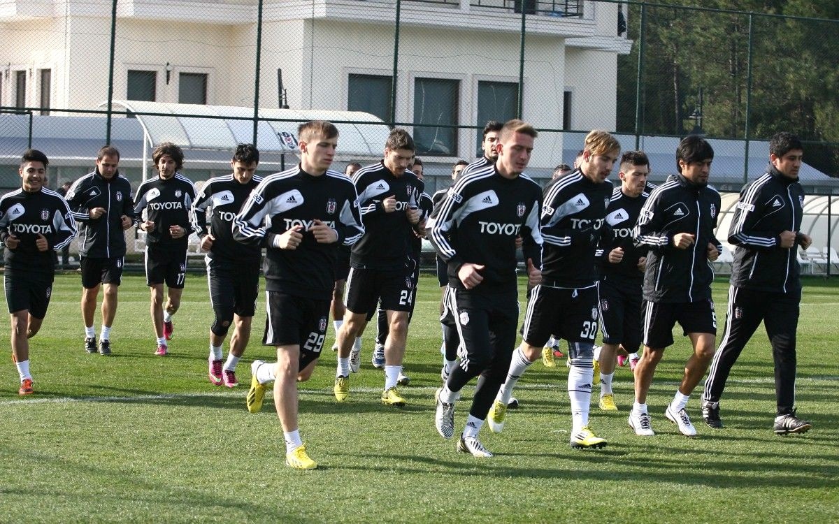 Beşiktaş\'ta Fenerbahçe Derbisinin Hazırlığı Başladı