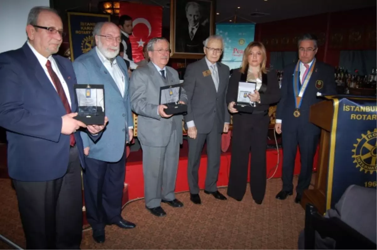 'Bir Usta Bin Usta' Ustalarına Meslek Hizmet Ödülü