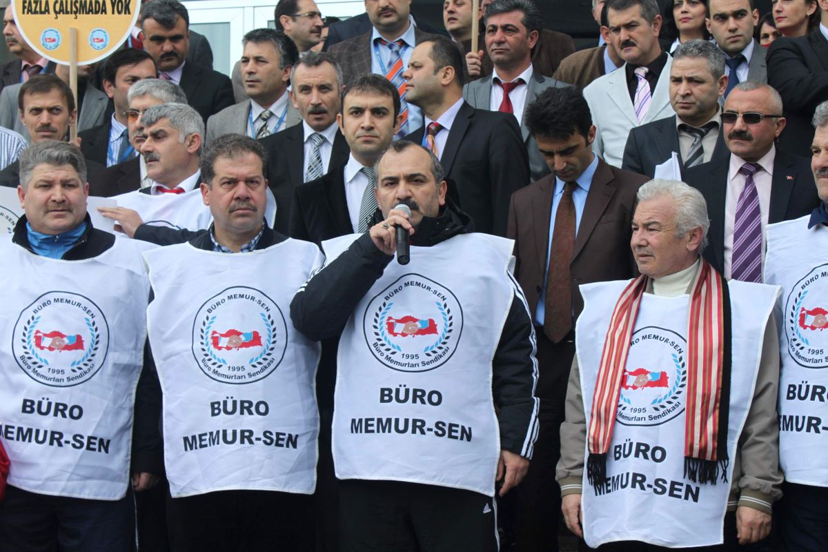 Büro Memur-Sen\'in Ankara Yürüyüşü Devam Ediyor
