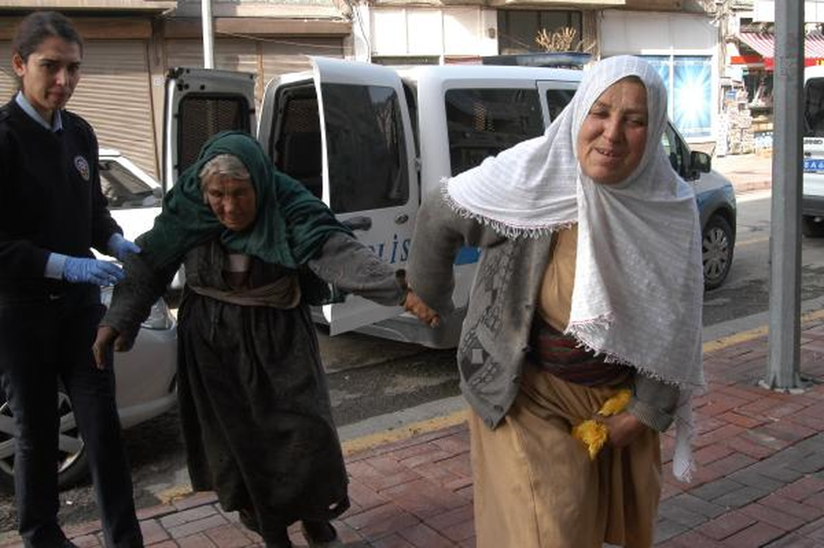 Caminin Önünde Dilenince Ceza Kesildi
