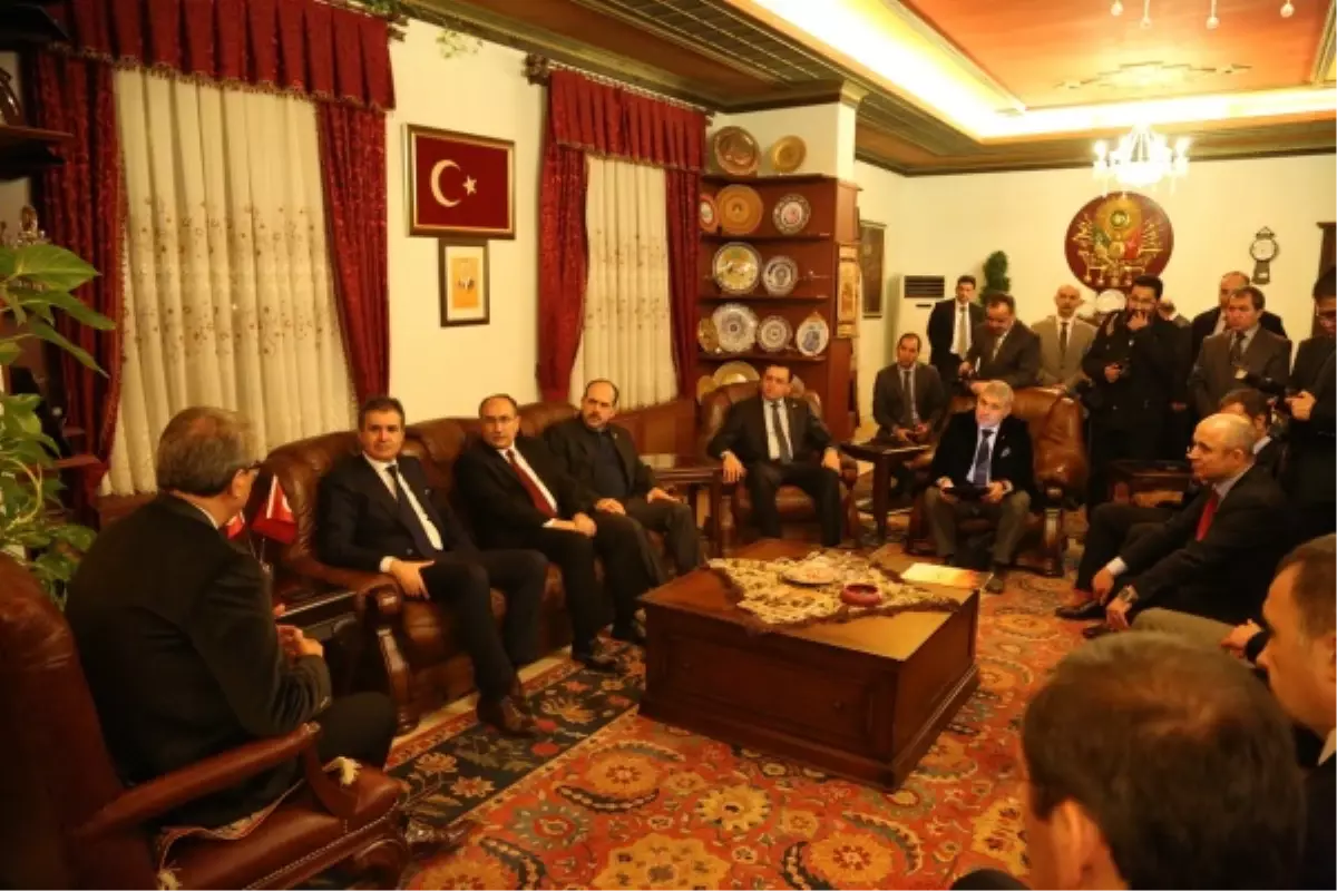 Çelik, Nevşehir Belediyesi\'ni Ziyaret Etti