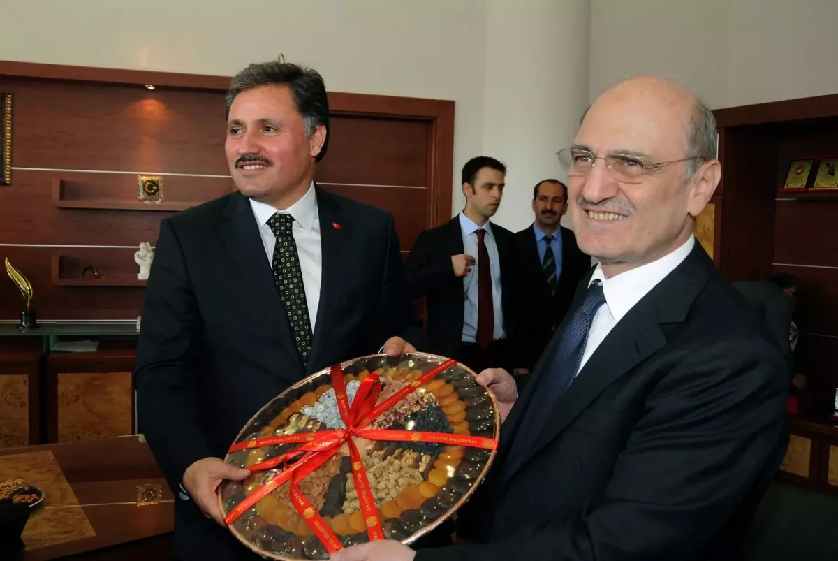 Çevre ve Şehircilik Bakanı Bayraktar, Malatya'da