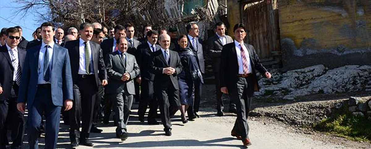Erdoğan Bayraktar Kentsel Dönüşüm İçin Dur Durak Bilmiyor