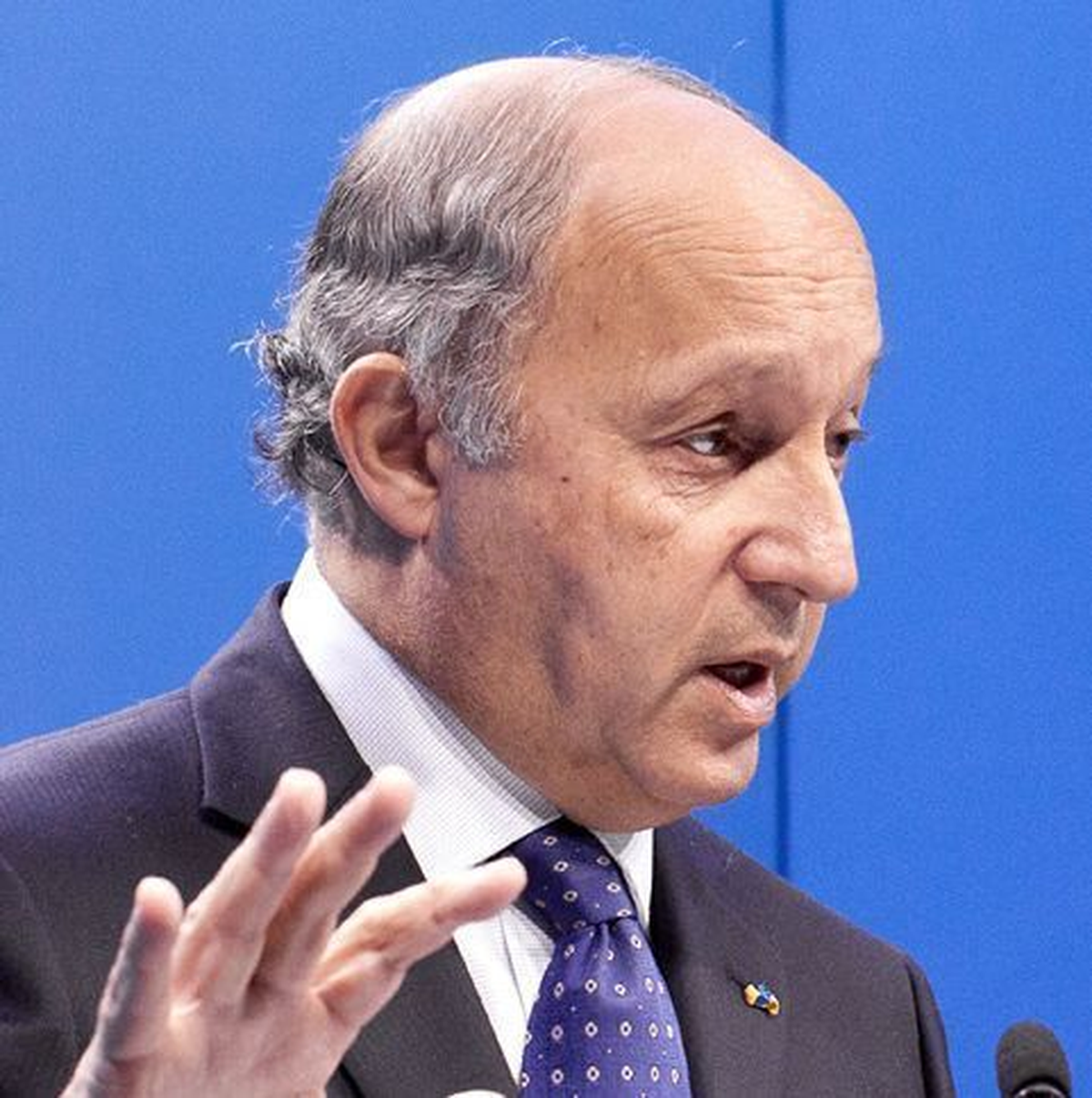 Fransa Dışişleri Bakanı Fabius."Suriye Muhalefetinin Geçici Hükümet Kurma Kararını Memnuniyetle...