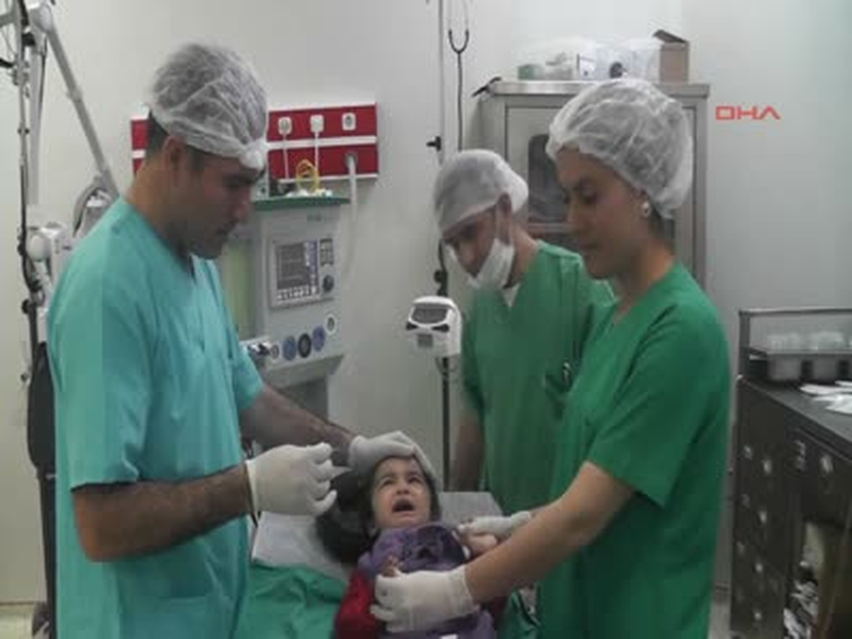 Gaziantep/nizip Bunlar Minik Ayşenur\'un Burnundan Çıktı Bunlar Minik Ayşenur\'un Burnundan Çıktı