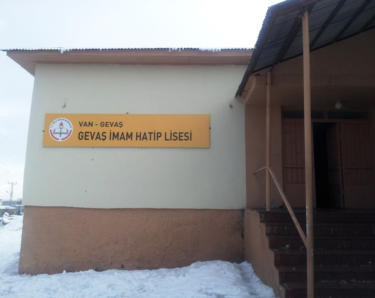 Gevaş İhl Yeni Binasında Eğitim Öğretime Başladı