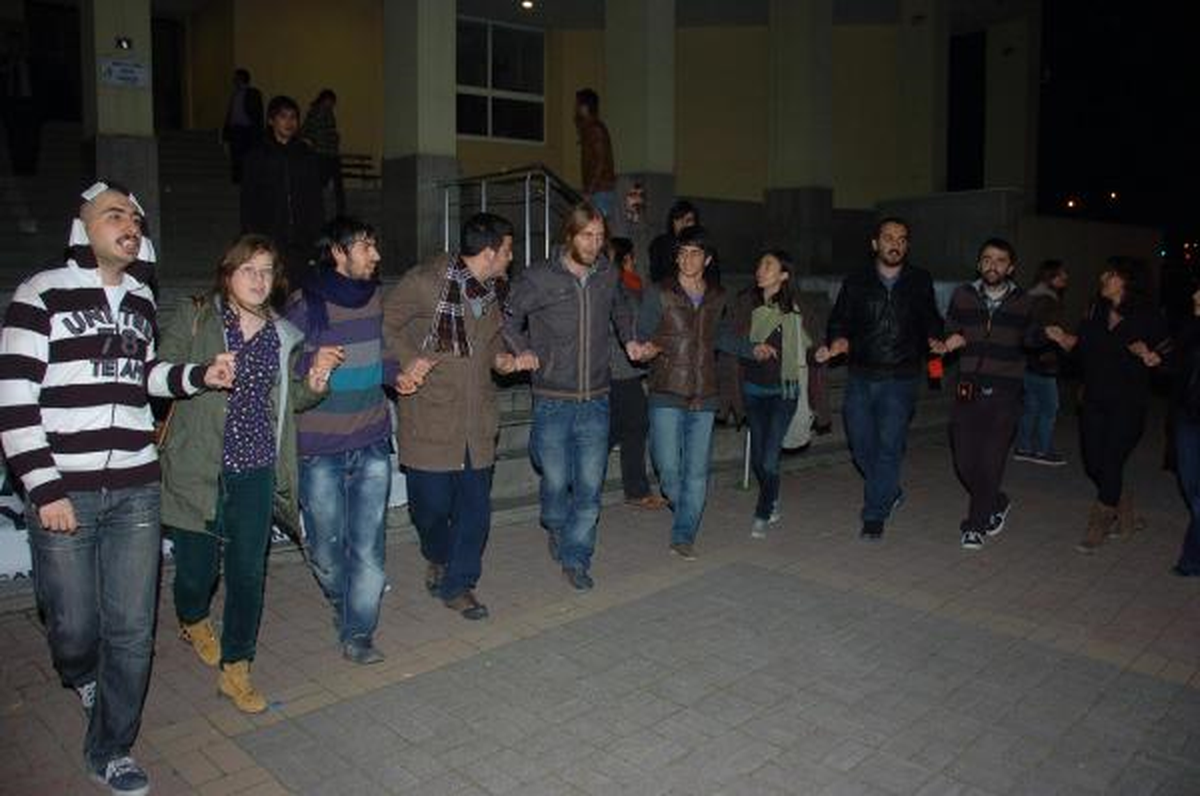 Halkevi Üyesi 6 Kişi Serbest Kaldı
