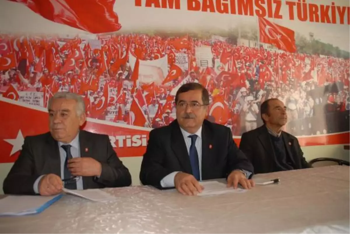 İP'li Özbey AKP ve BDP'ye Veryansın Etti