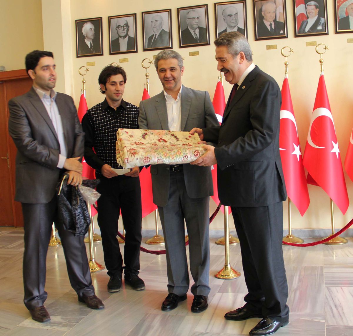 İran İslam Cumhuriyeti Kirmanşah Valisi İzmir\'de