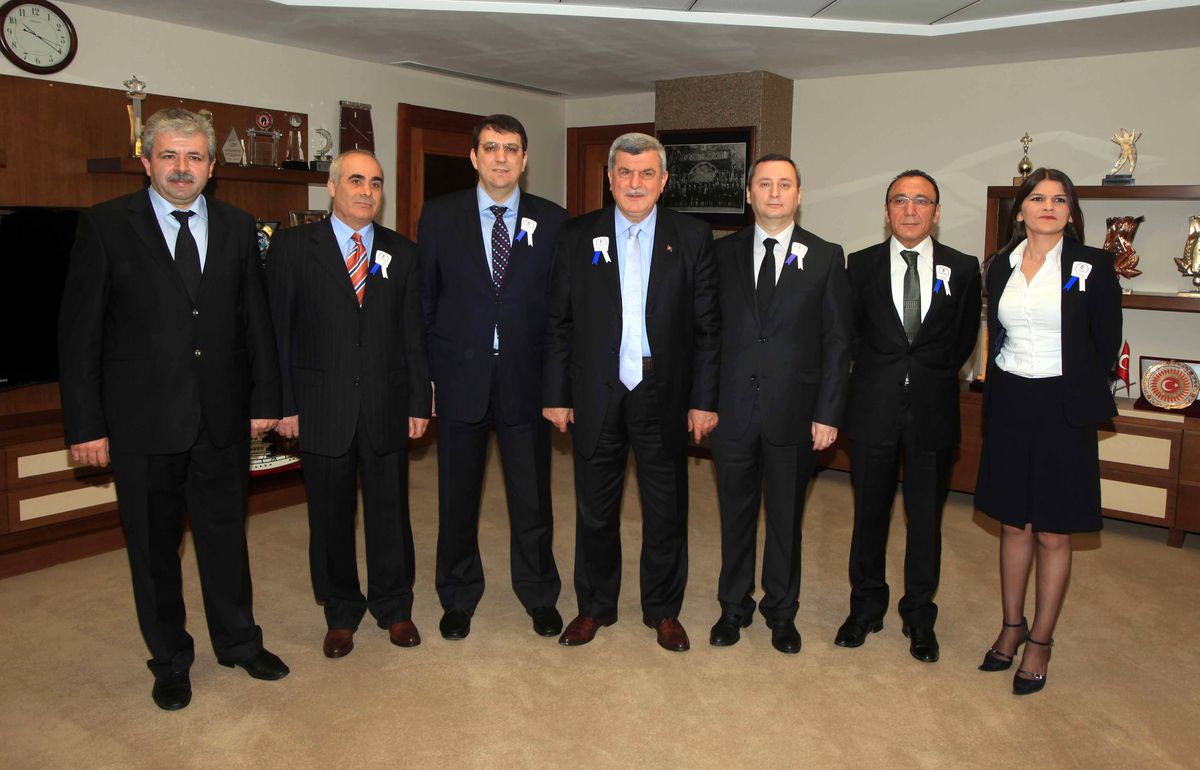 Karaosmanoğlu, "Kocaeli\'de Vergiler Yatırıma Dönüşüyor"