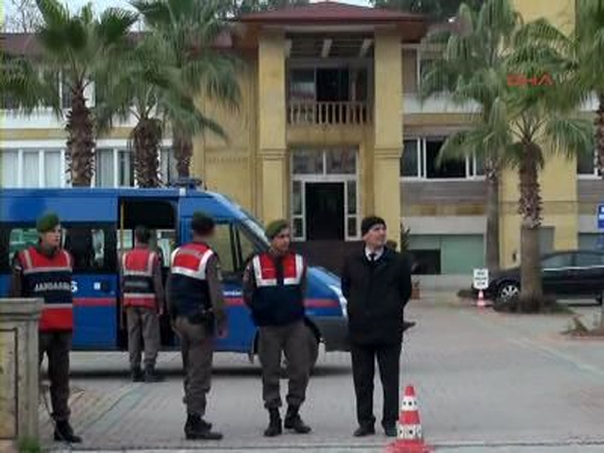 Mahmutlar Belediyesine Yönelik Operasyon