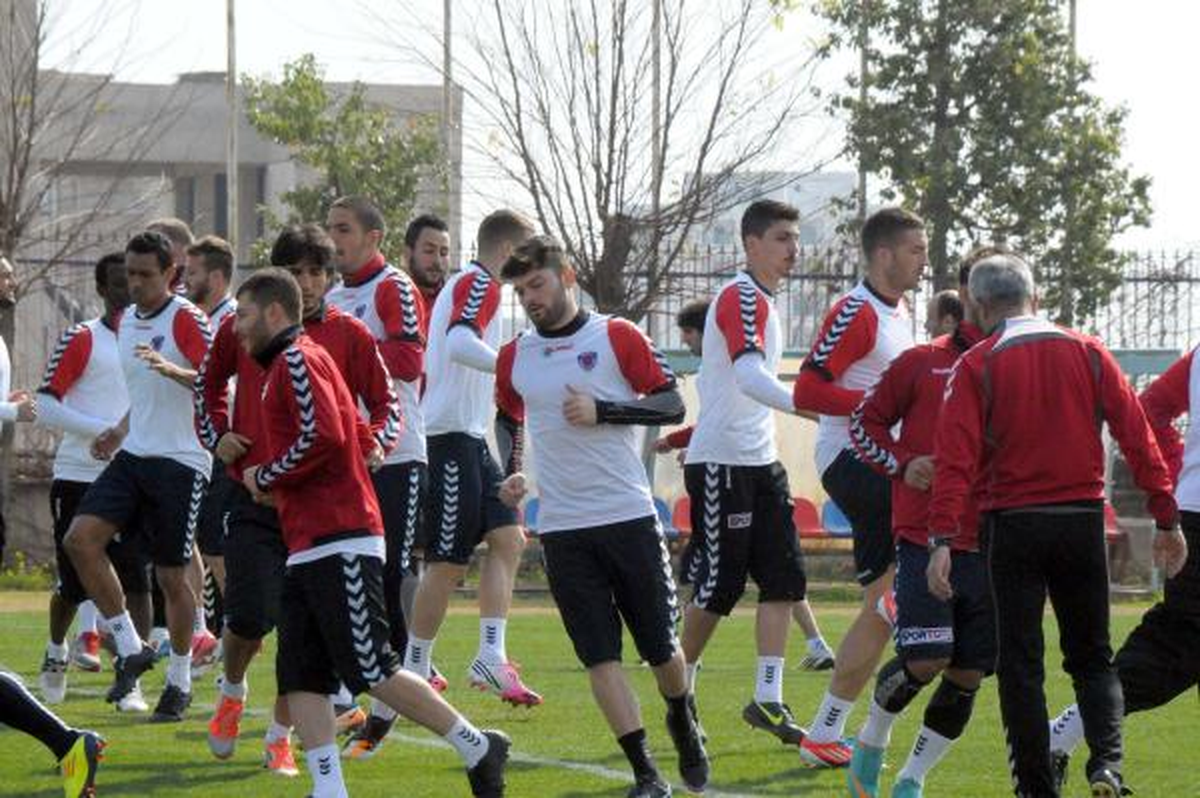 Mersin İdmanyurdu\'na Destek