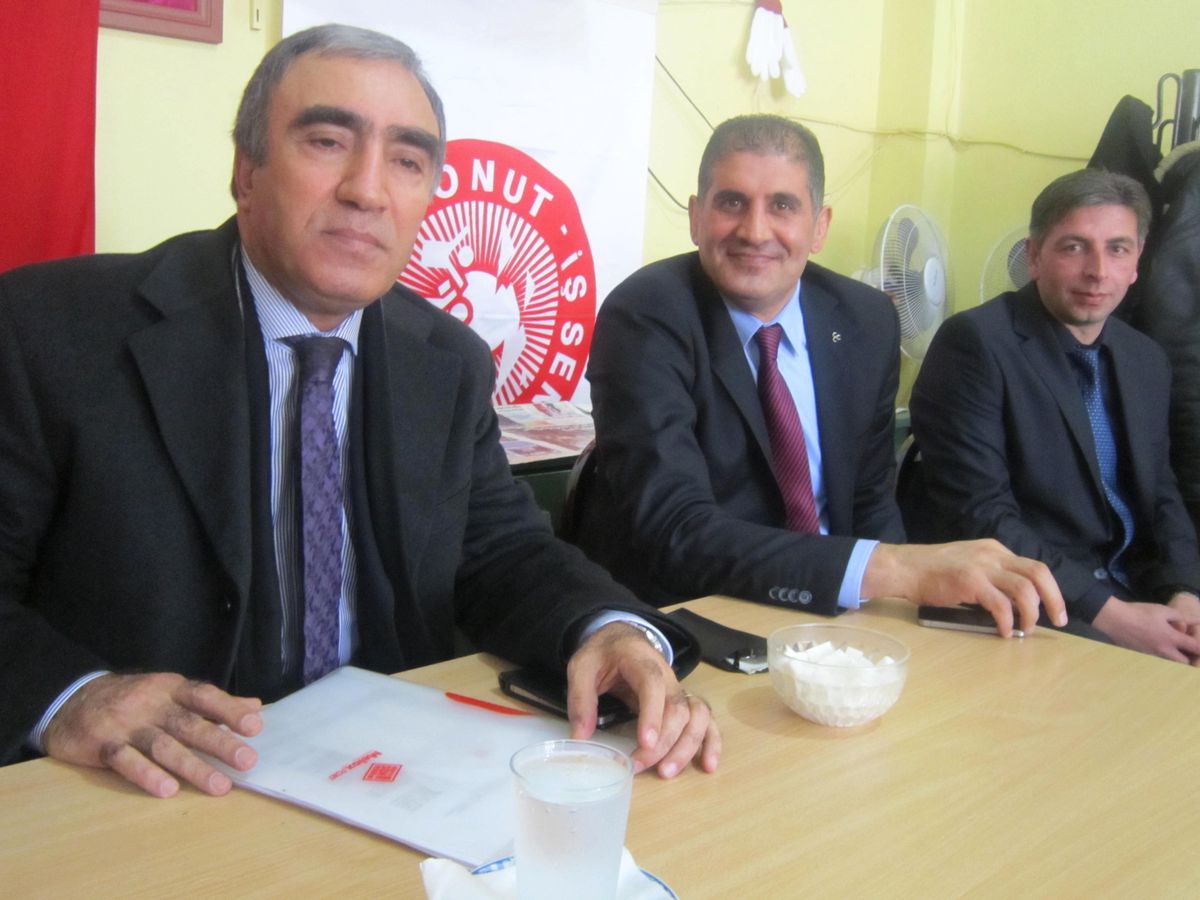 MHP Genel Başkan Yardımcısı Öztürk\'ten Konut İş Sendikasına Ziyaret