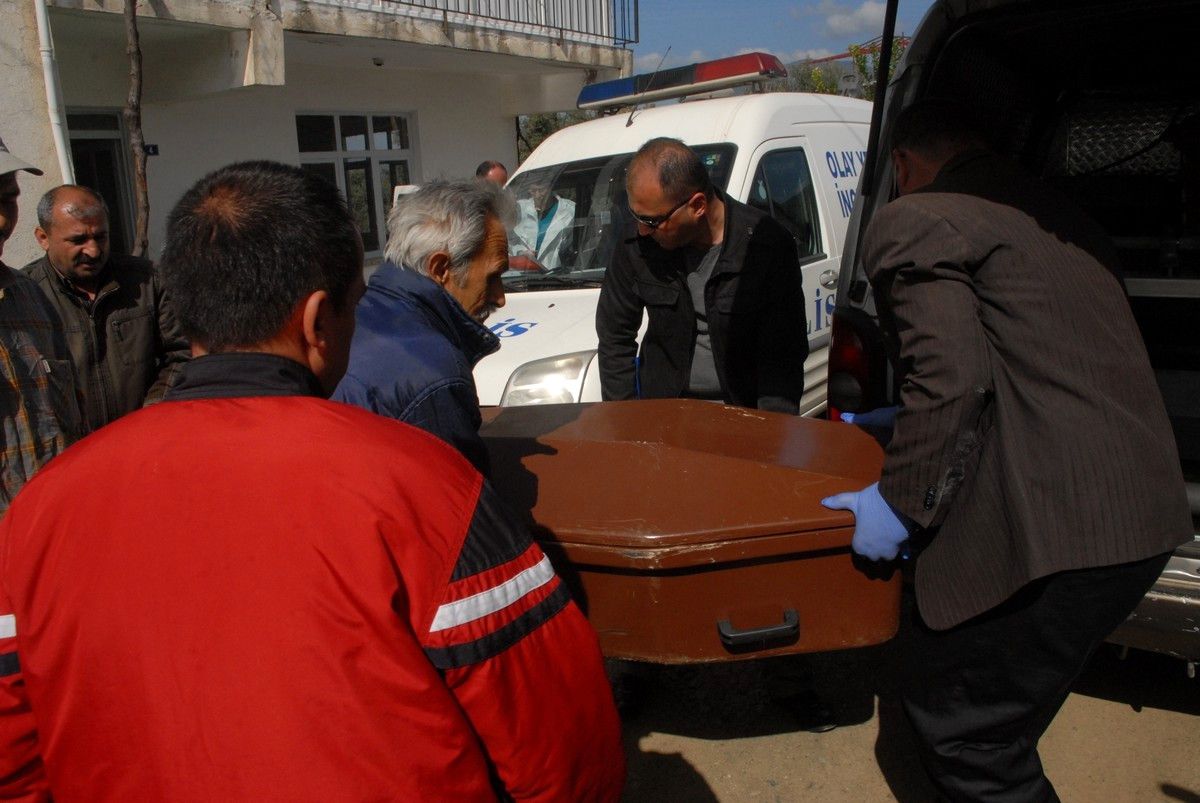 Mide Ağrısı İntihar Ettirdi