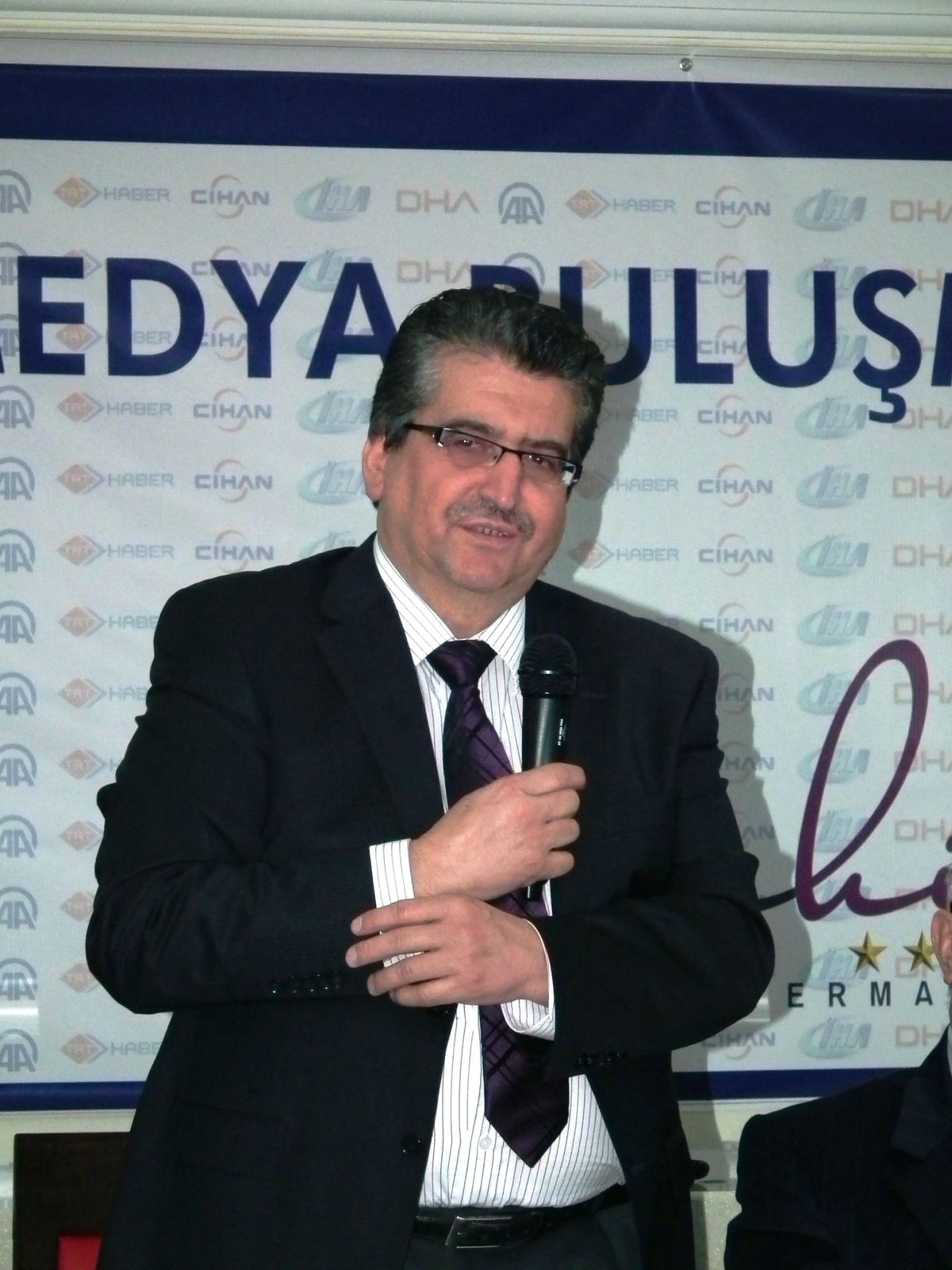Otel Genel Müdürü Mehmet Başaran Aşkan İça\'dan "Özür" Diledi