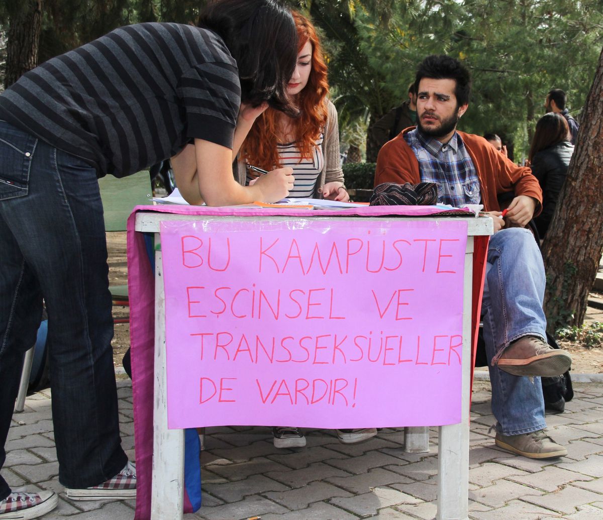 (Özel Haber) Farklı Cinsel Kimliklerini Kampüse Taşıdılar