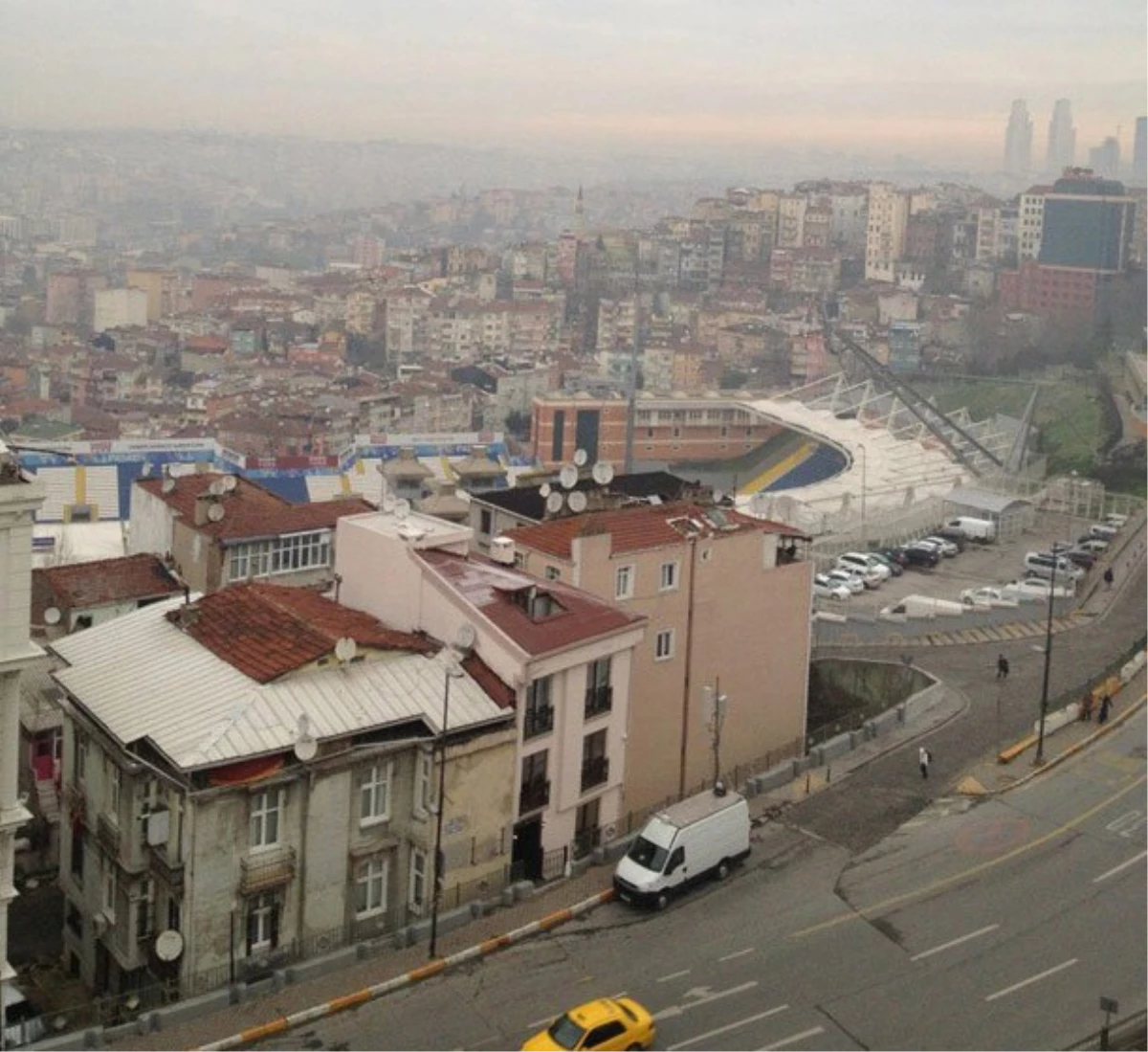 Psy\'nin Paylaştığı İstanbul Fotoğrafı Sanal Dünyada Tepki Çekti