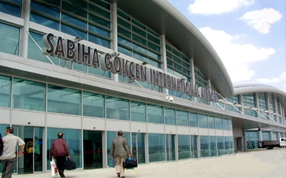 Sabiha Gökçen Havalimanı\'nda Google Play Store