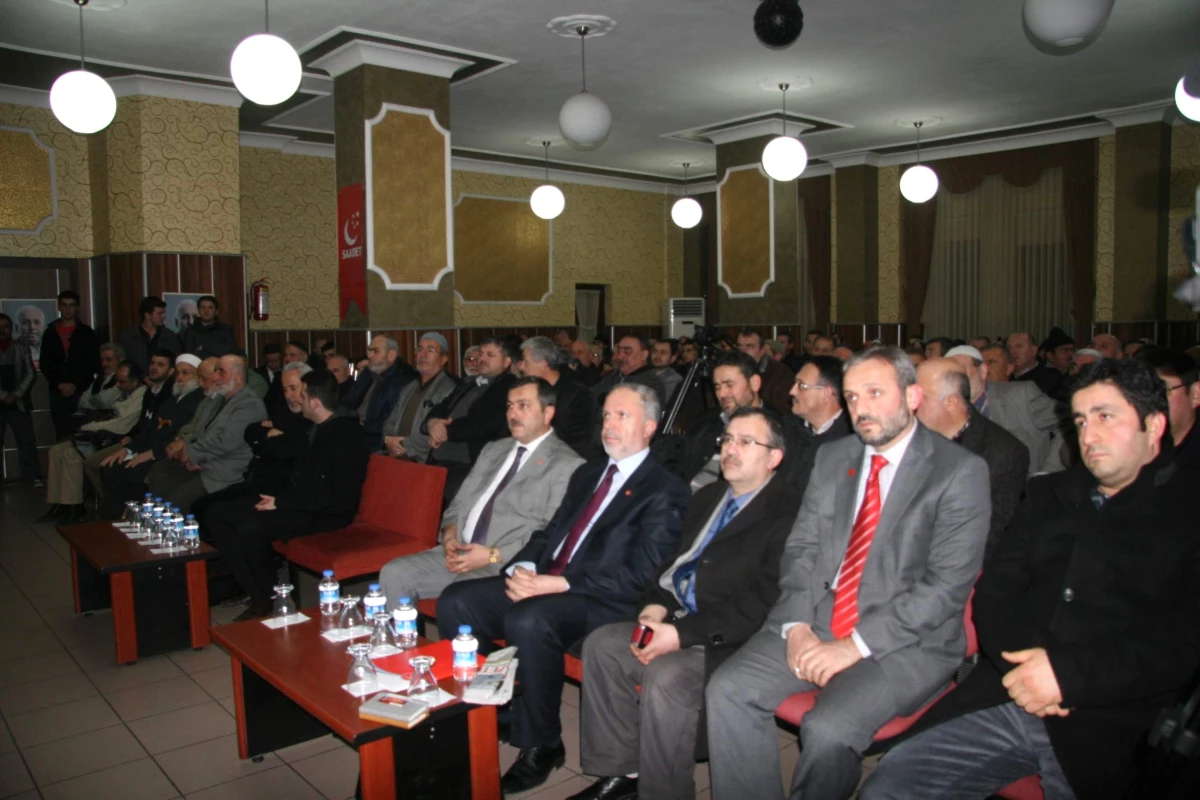 Sp\'den "Yeniden Büyük Türkiye" Konferansı