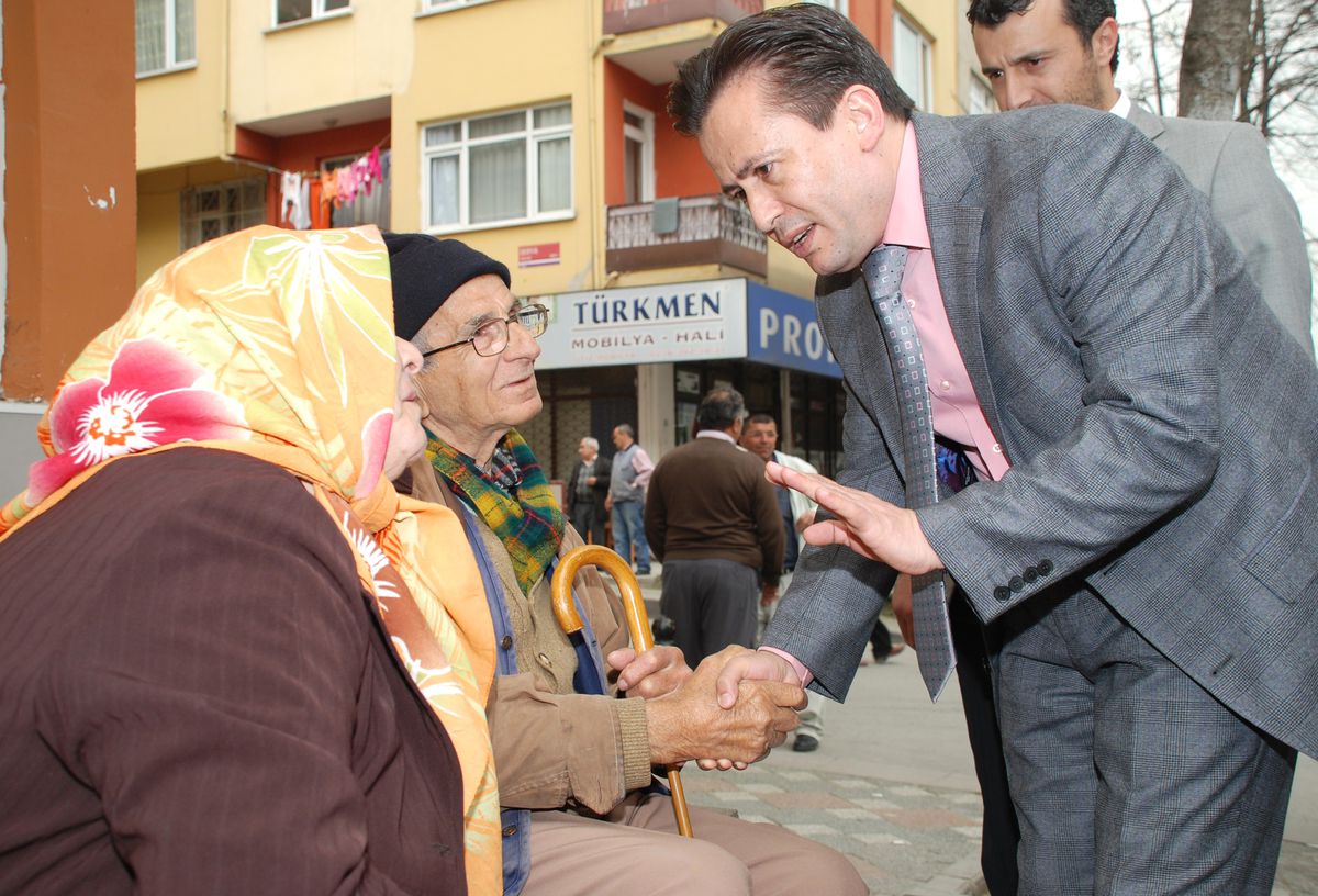 Tuzla Belediye Başkanı, Gürsel Tekin\'i Eleştirdi