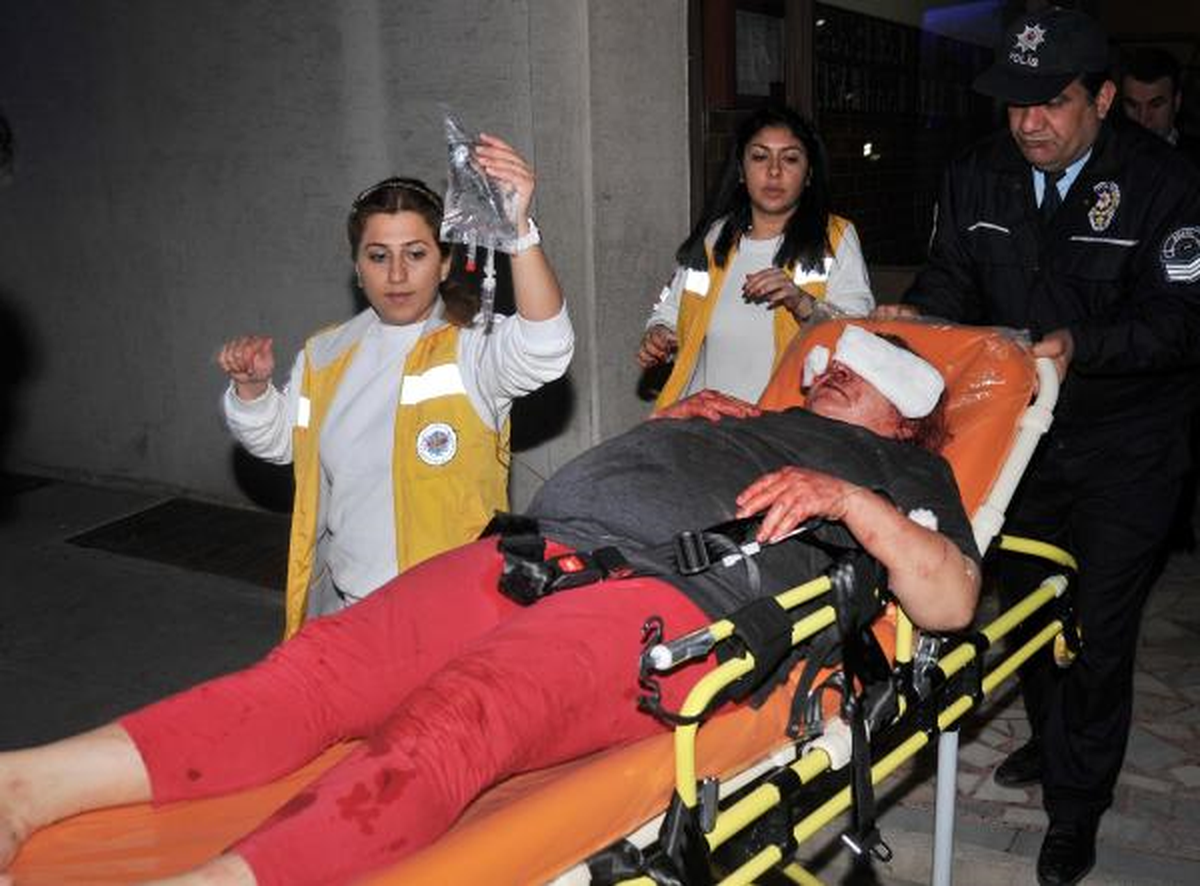 Yaşlı Kadına Akılalmaz İşkence