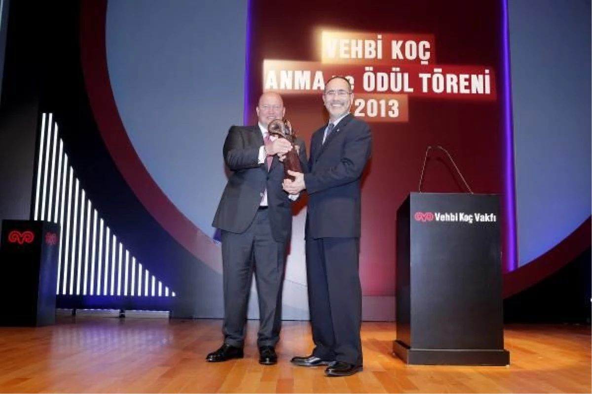 12. Vehbi Koç Ödülü\'nün Sahibi Prof. Dr. Hotamışlıgil Oldu