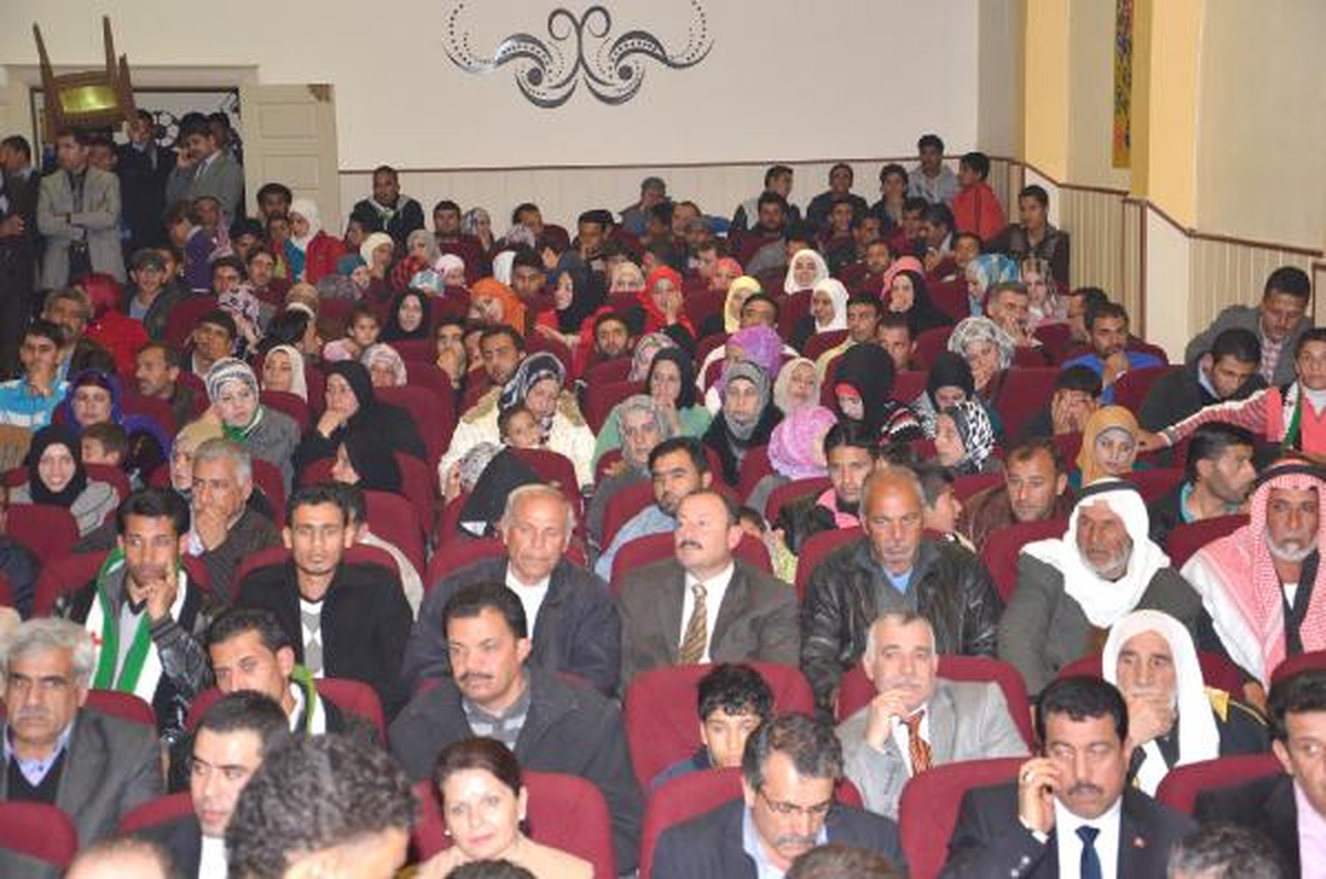 Akçakale\'de Suriyeli Sığınmacılar İçin Şiir Etkinliği Düzenlendi