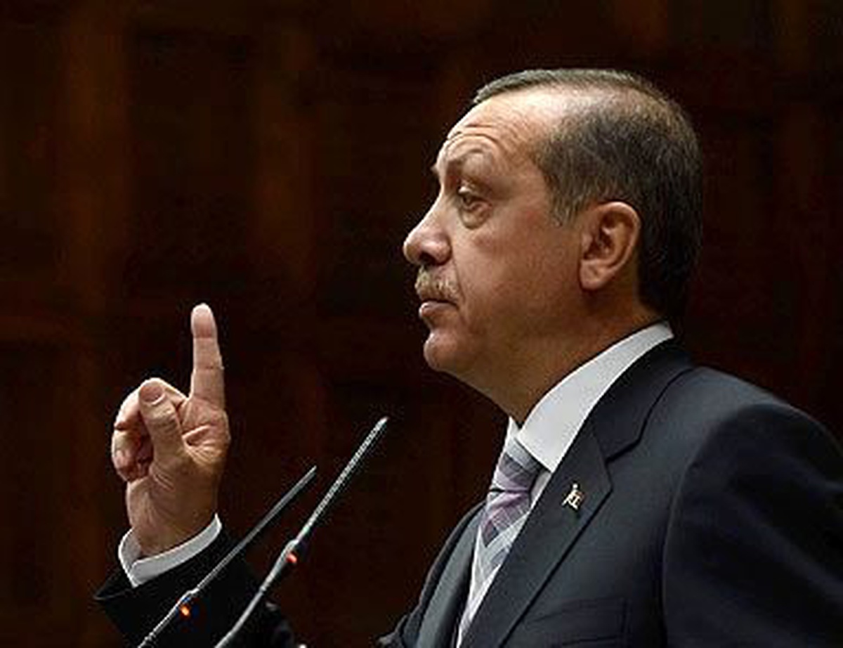 Başbakan Recep Tayyip Erdoğan, "Türkiye Cumhuriyeti\'nin Cezaevlerinde \'Tutsak\' Olmaz, Tutuklu Olur."