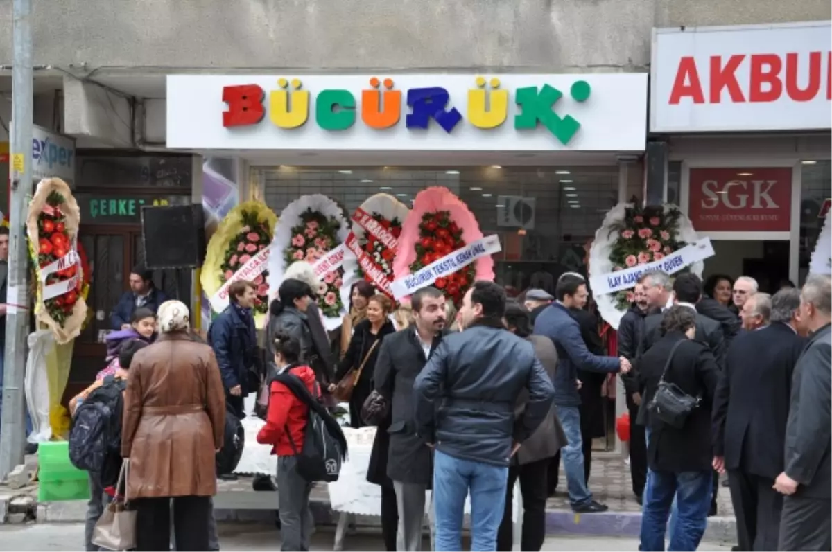 Başkan ve Eski Mesai Arkadaşları Yalnız Bırakmadı