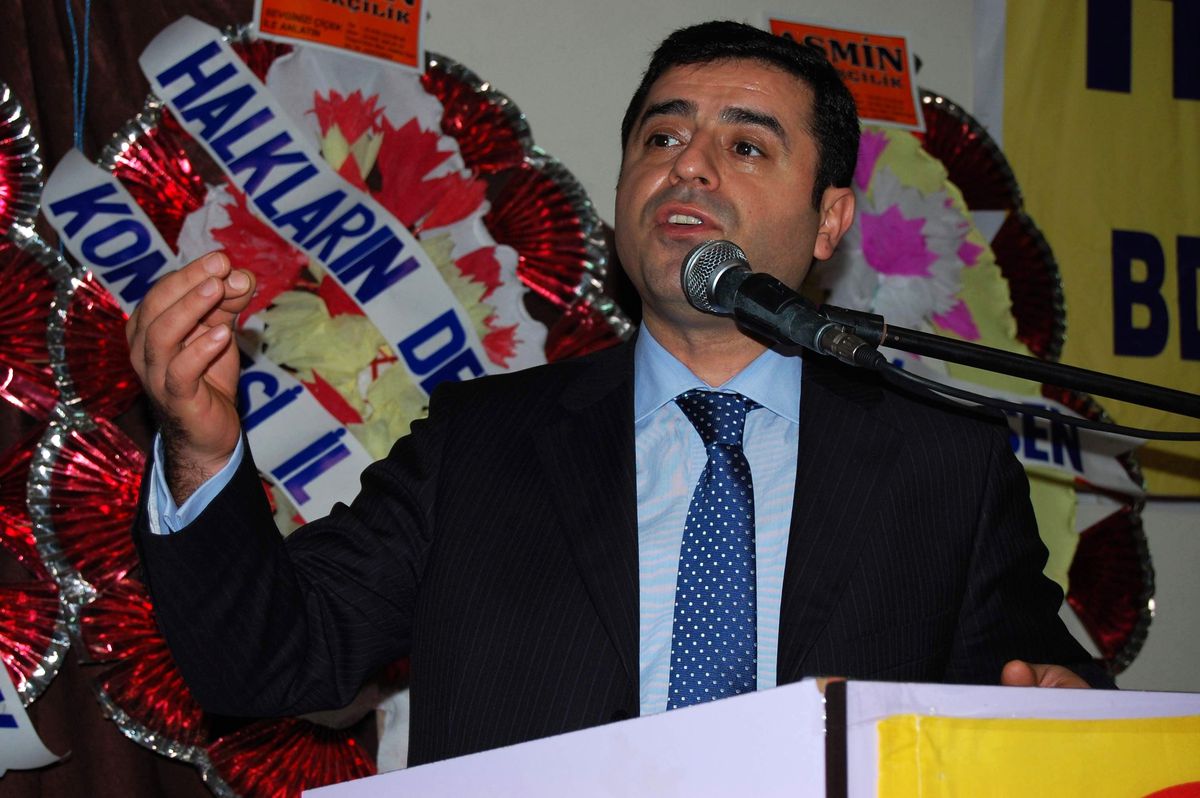 BDP Grubu, İmralı\'da Yapılan Görüşmeyi Masaya Yatırdı (2)