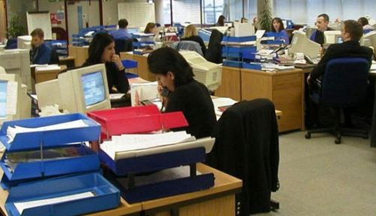 Büro Çalışanları Yarın 43 Kamu Kurumunda İş Bırakacak