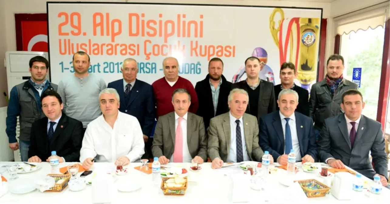 Büyükşehir Kayakta da Bir Adım Öne Geçti