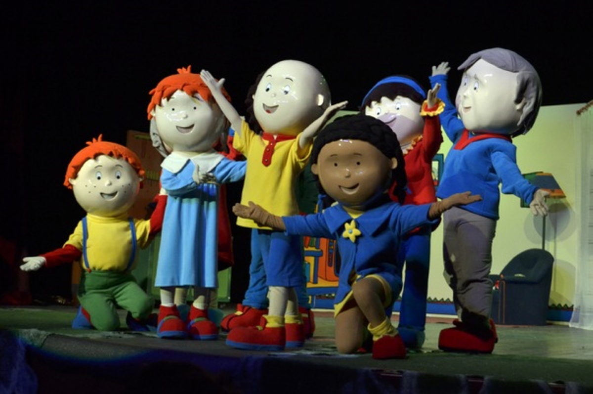 "Caillou Müzikal Gösterisi" Trump Alışveriş Merkezi\'nde
