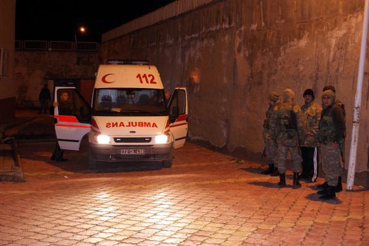 Gercüş\'te Yol Kenarına Gömülen Kadın Ceseti Bulundu