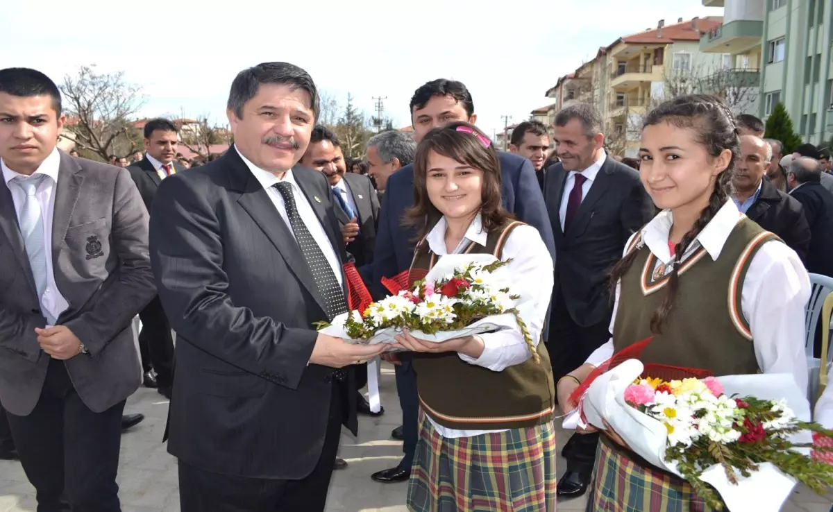 Kula\'da Karma Öğrenci Yurdunun Açılışı Yapıldı