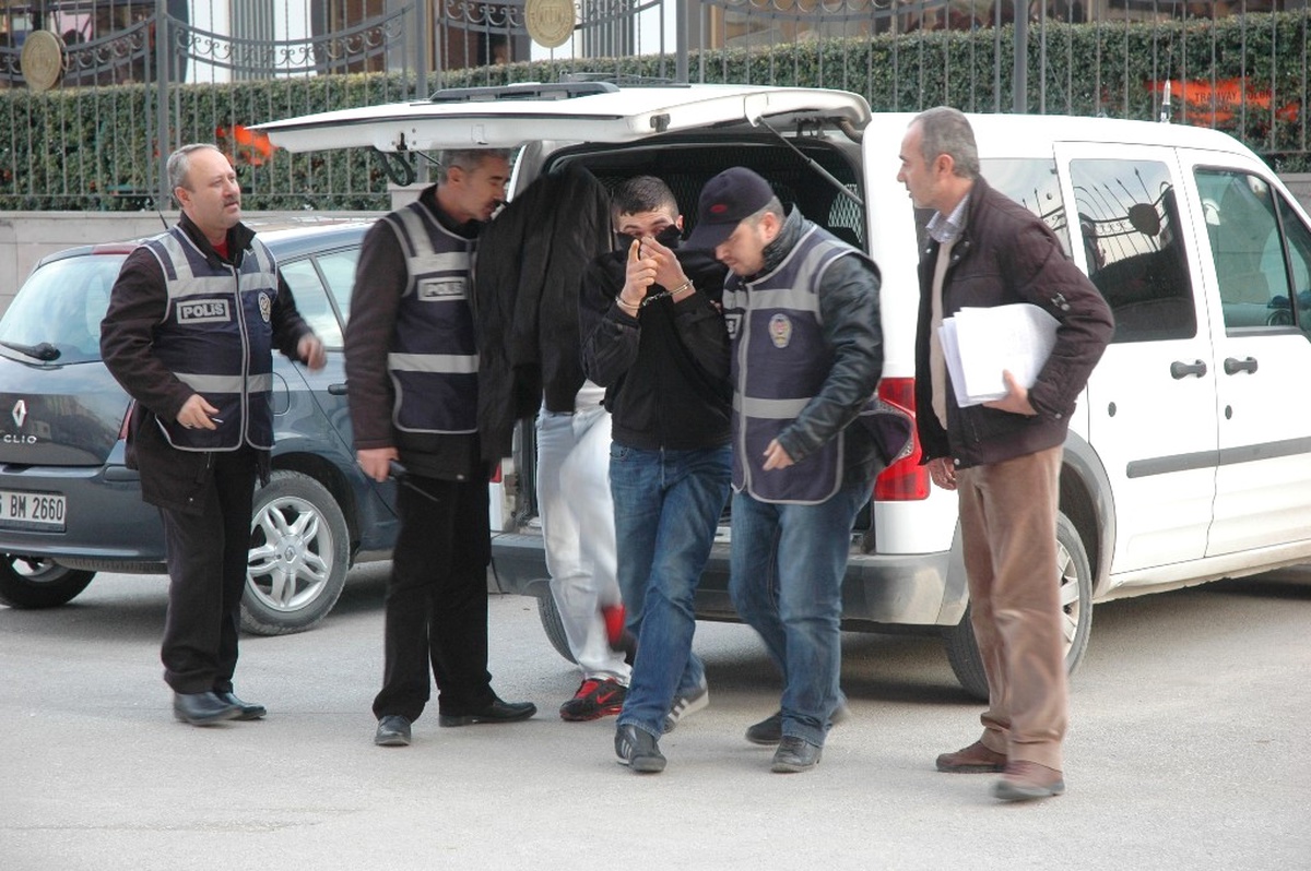 Navigasyon Fareleri Yakalandı