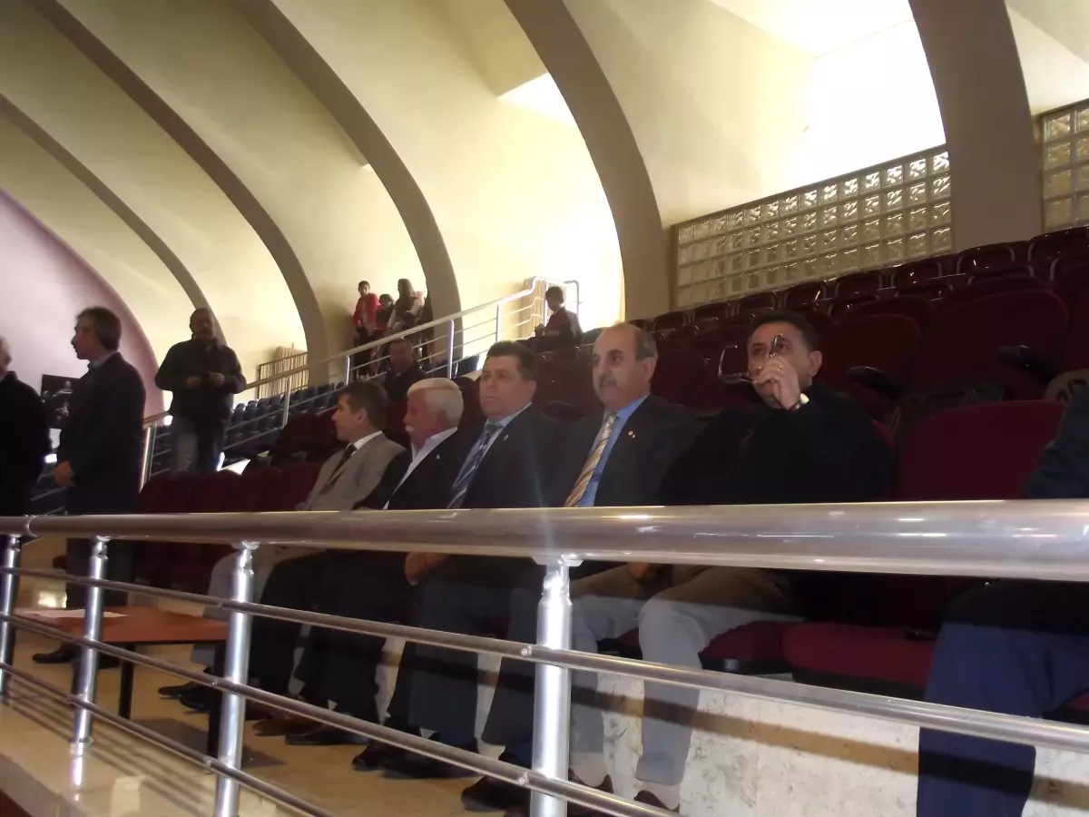 Voleybolda Grup Maçları Başladı