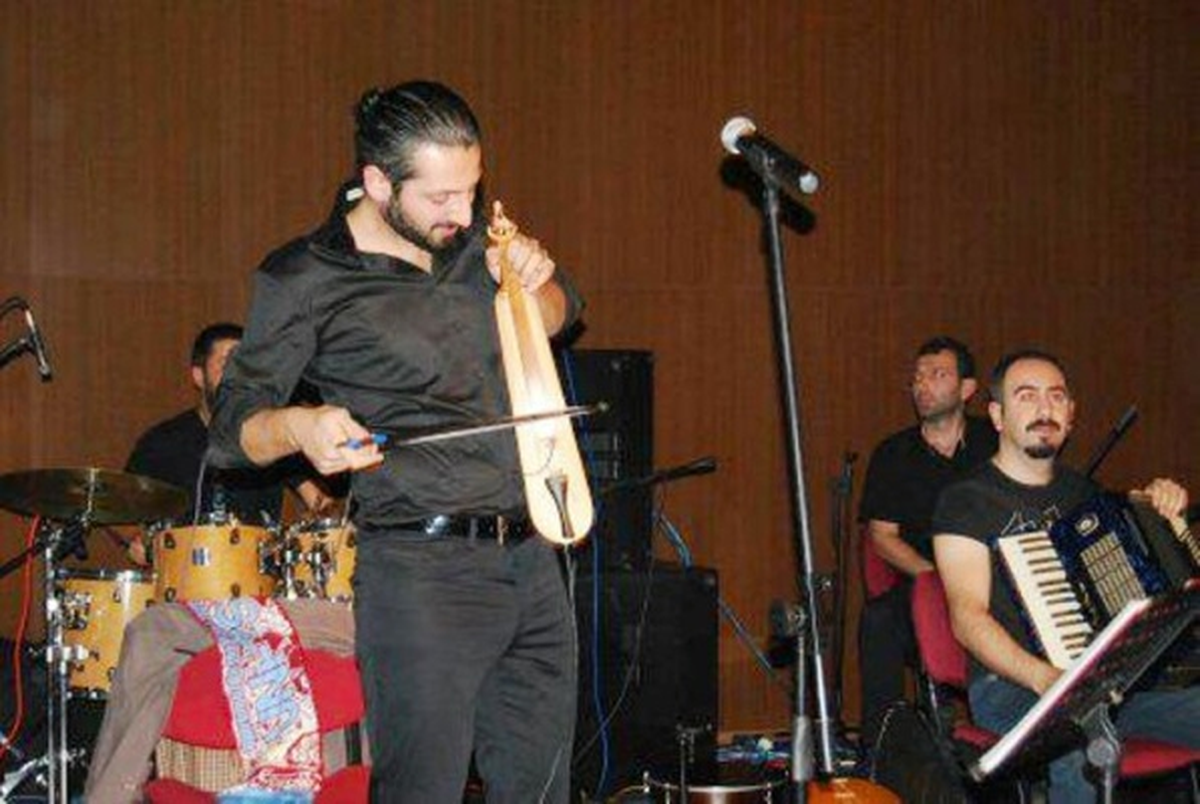 Volkan Konak\'ın Kemençecisi Sakarya\'da