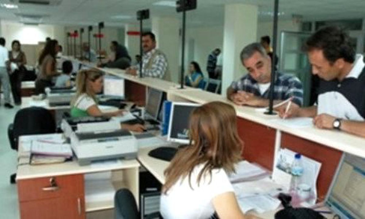 100 Bin Kamu Çalışanı Ülke Genelinde İş Bıraktı