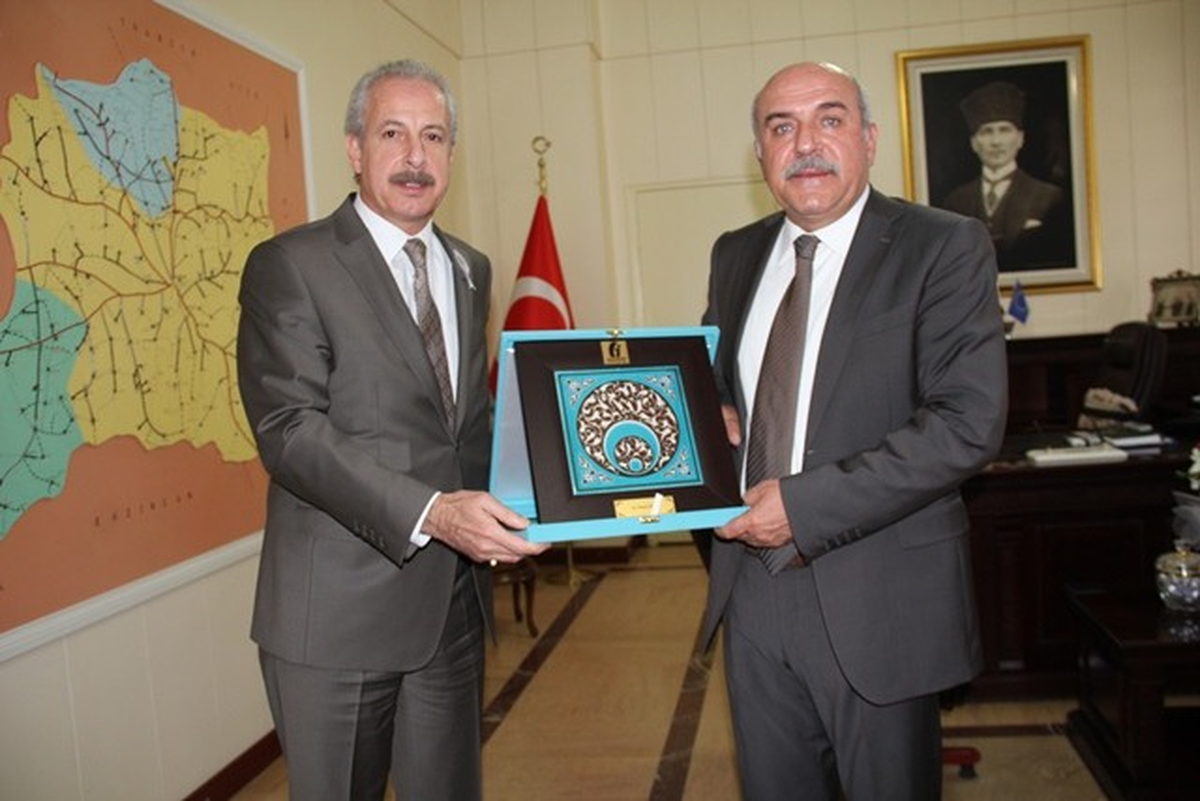 24. Vergi Haftası Etkinlikleri Kapsamında Vali İpek\'e Ziyaret