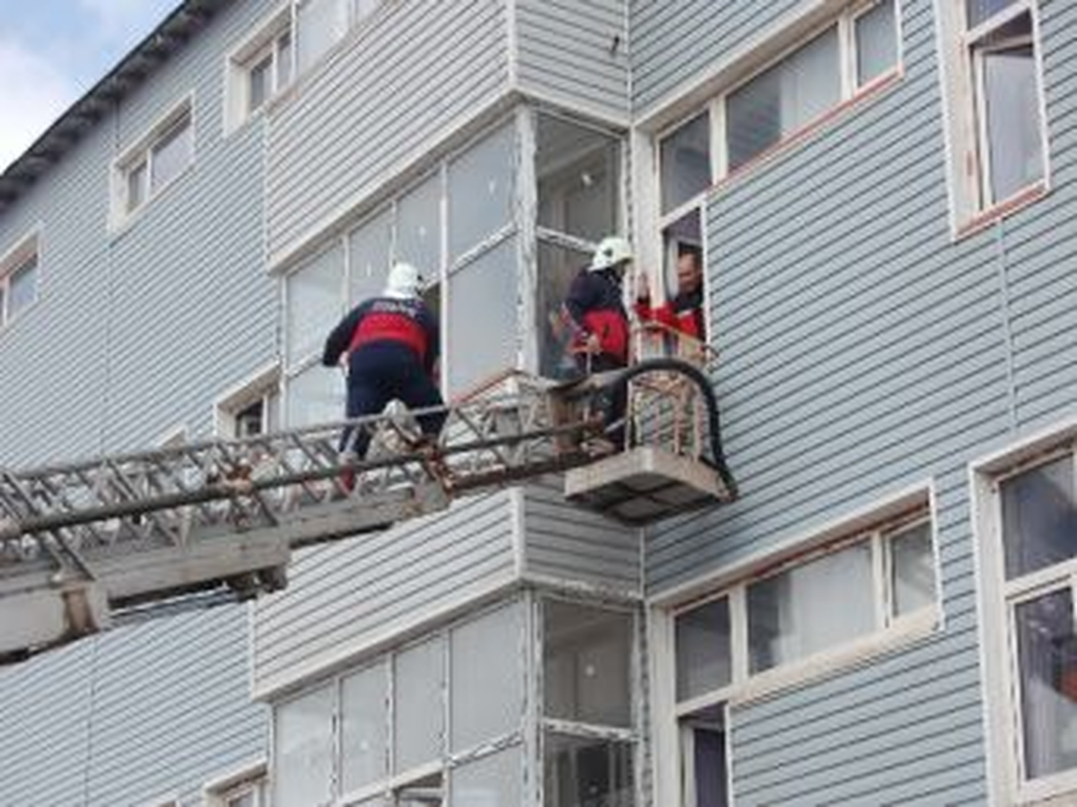400 Öğrenciyle Deprem ve Yangın Tatbikatı