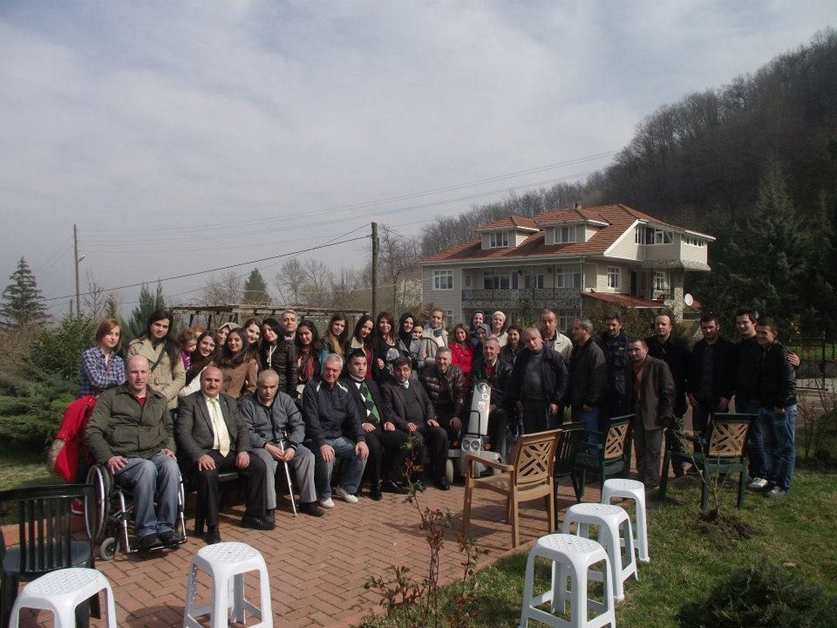 Ağaç Sevgisi Engel Tanımıyor