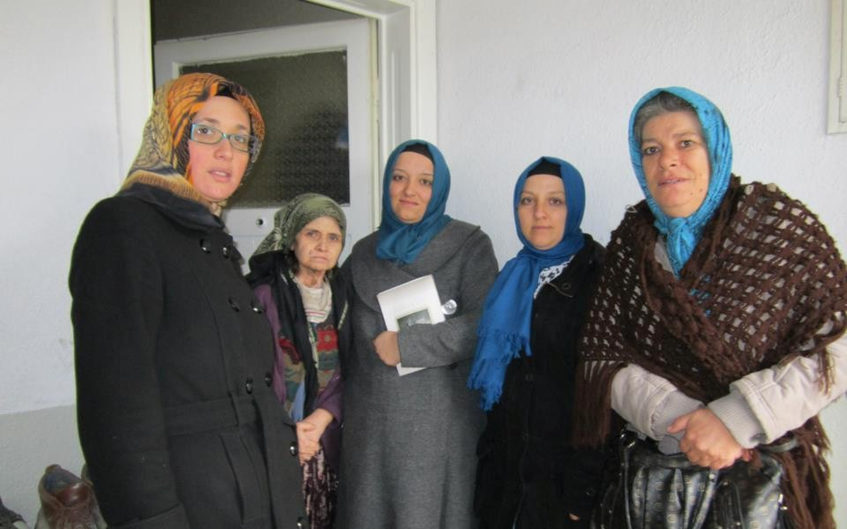 Ak Partili Kadınlardan Gıda Yardımı