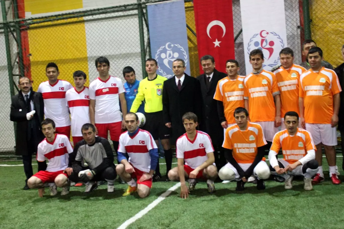 Ardahan'da Kurumlar Arası Futbol Turnuvası Başladı