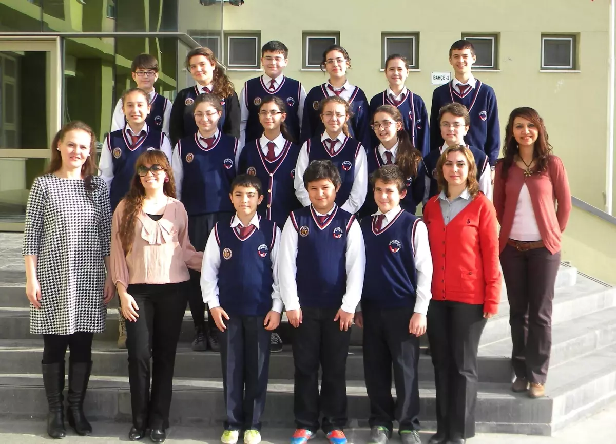 \'Bu Benim Eserim\' Yarışması\'na Ülkem Koleji\'nden 10 Eser