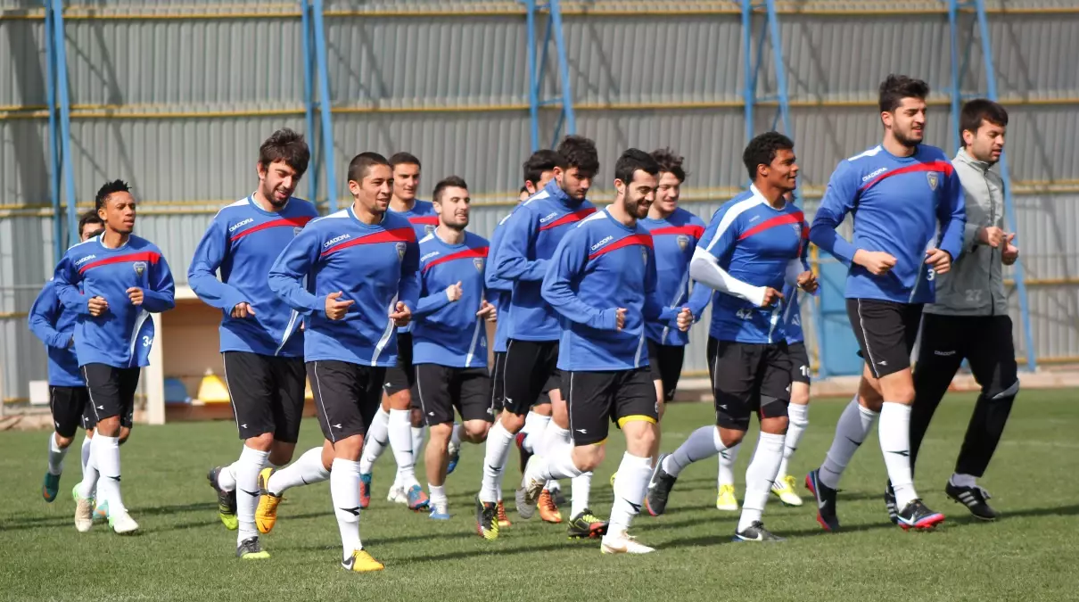 Bucaspor\'da Ankaragücü Hazırlıkları Devam Ediyor